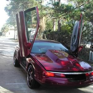 Meet your Posher, Víctor